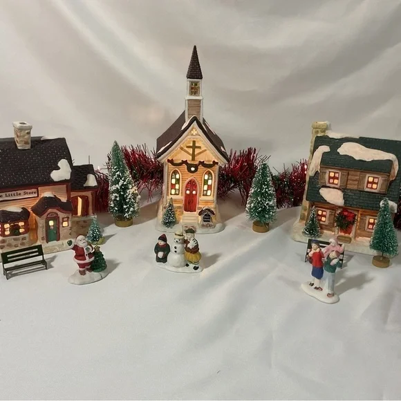 Vintage Christmas Lighted church store and house town set holiday decor - Picture 8 of 11